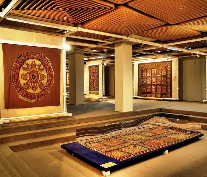 Carpet Museum of Iran - Tehran Carpet Museum