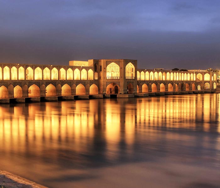 Si o Se Pol bridge - bridge of 33 arches Iran