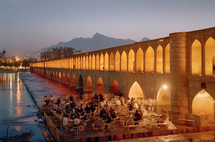 Si o Se Pol bridge - bridge of 33 arches Iran