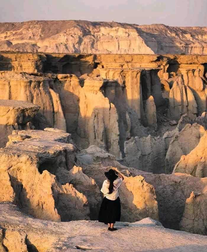 Qeshm Island - Qeshm island geopark - Qeshm Chahkooh Canyon - Qeshm Stars Valley