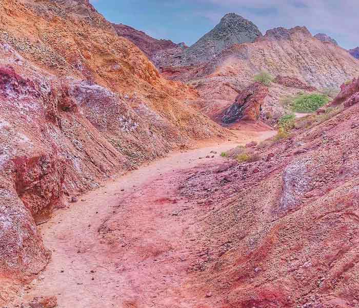 hormuz rainbow island