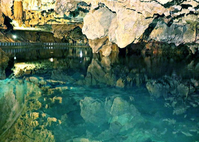 Dangerous Places in Iran - Ali Sadr Cave