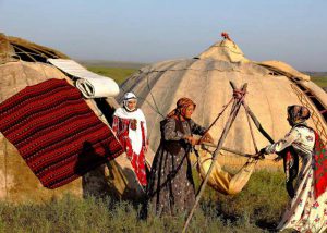 Iran Nomads :: Bakhtiari, Qashqai & Other Nomads in Iran [Photos & Info]