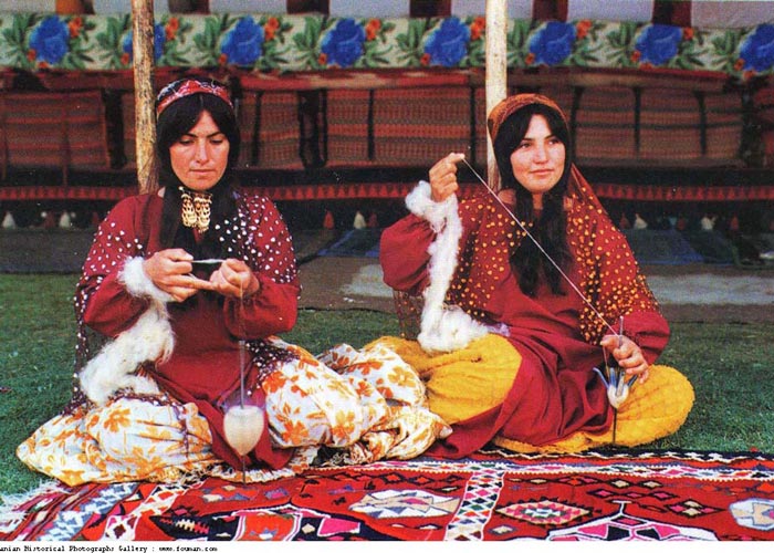 Iran Nomads - Iranian Nomads - Qashqai Women